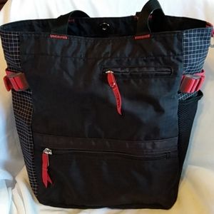 Espirit tote, black with red